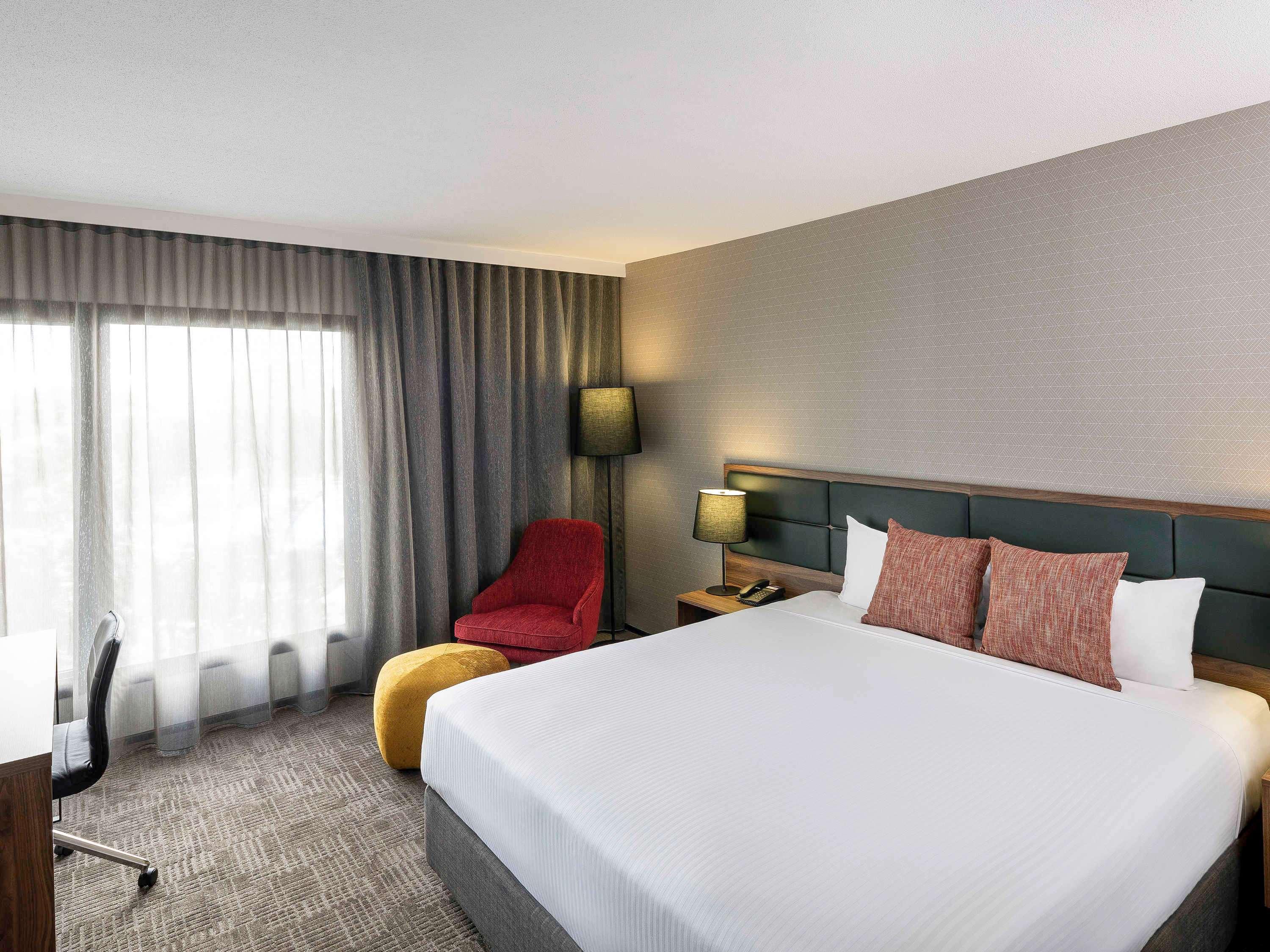 Hotel Novotel Sydney International Airport 4*