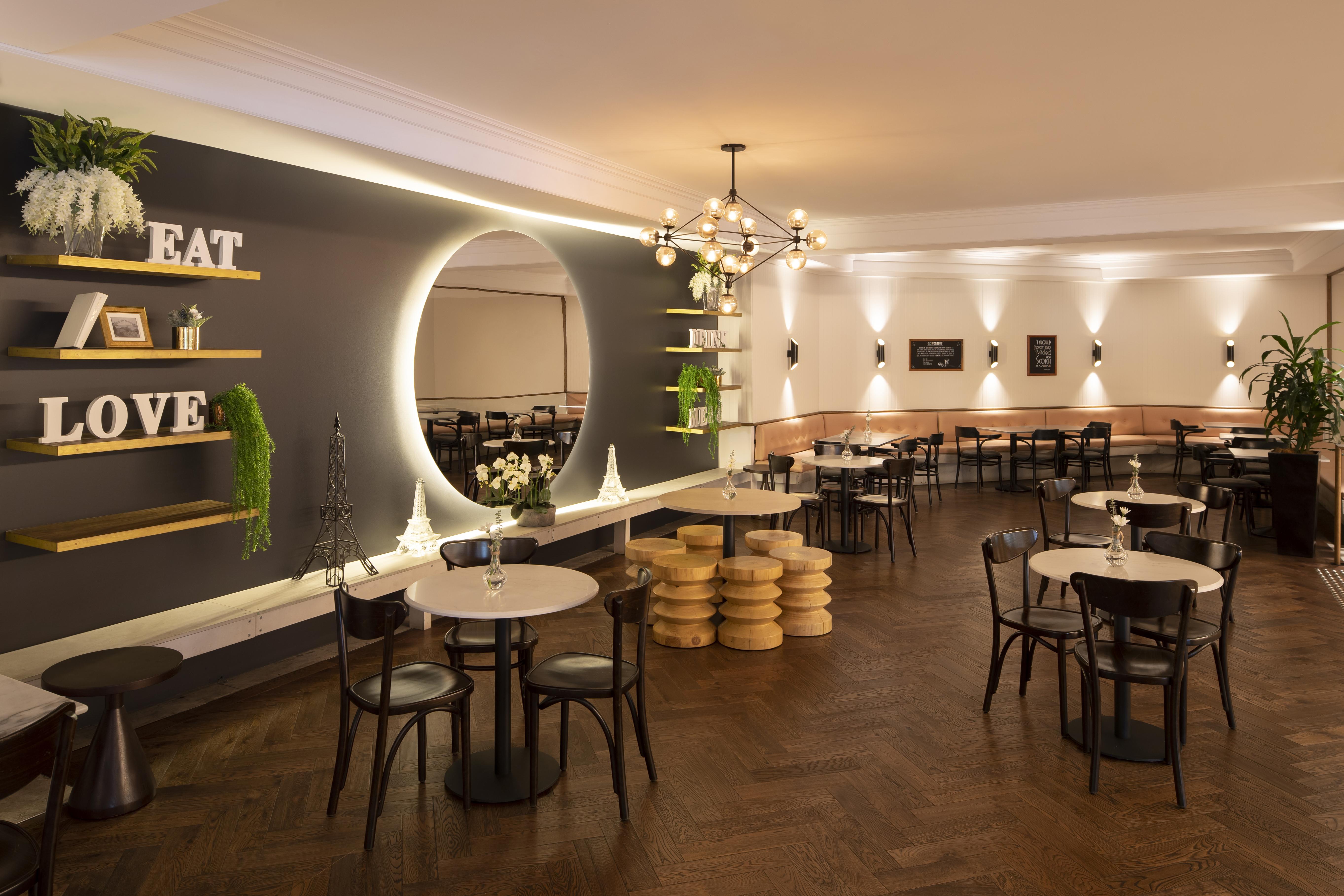 Hotel Novotel Sydney International Airport 4*