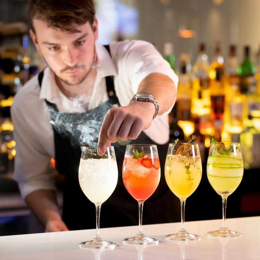 Novotel Sydney International Airport 4*